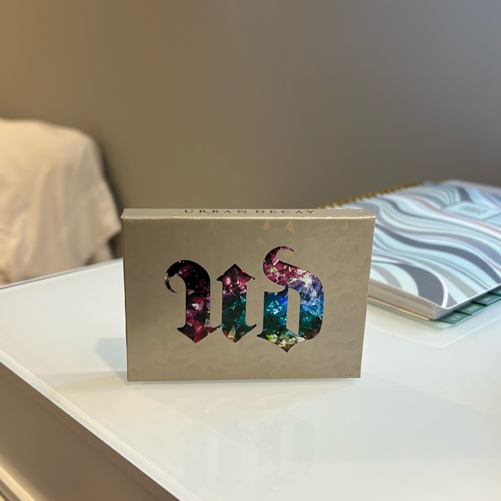 Urban decay, mini makeup palette